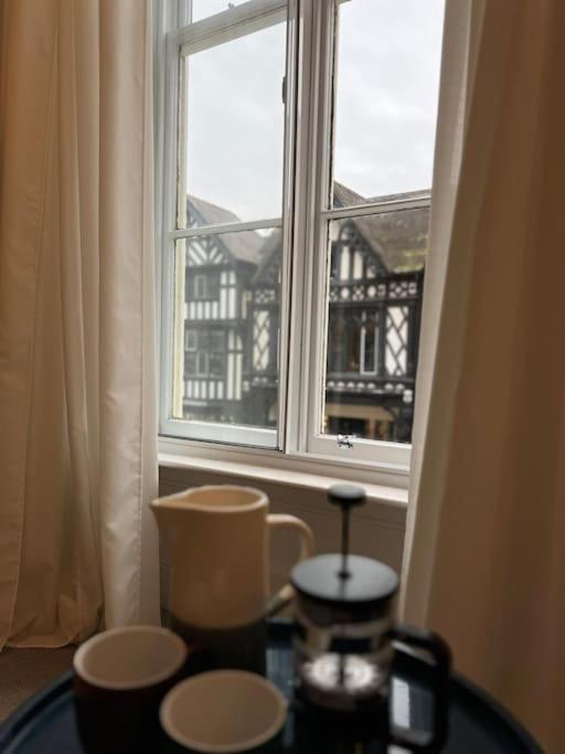 Modern Apartment Within Historic Chester City Walls Exteriör bild